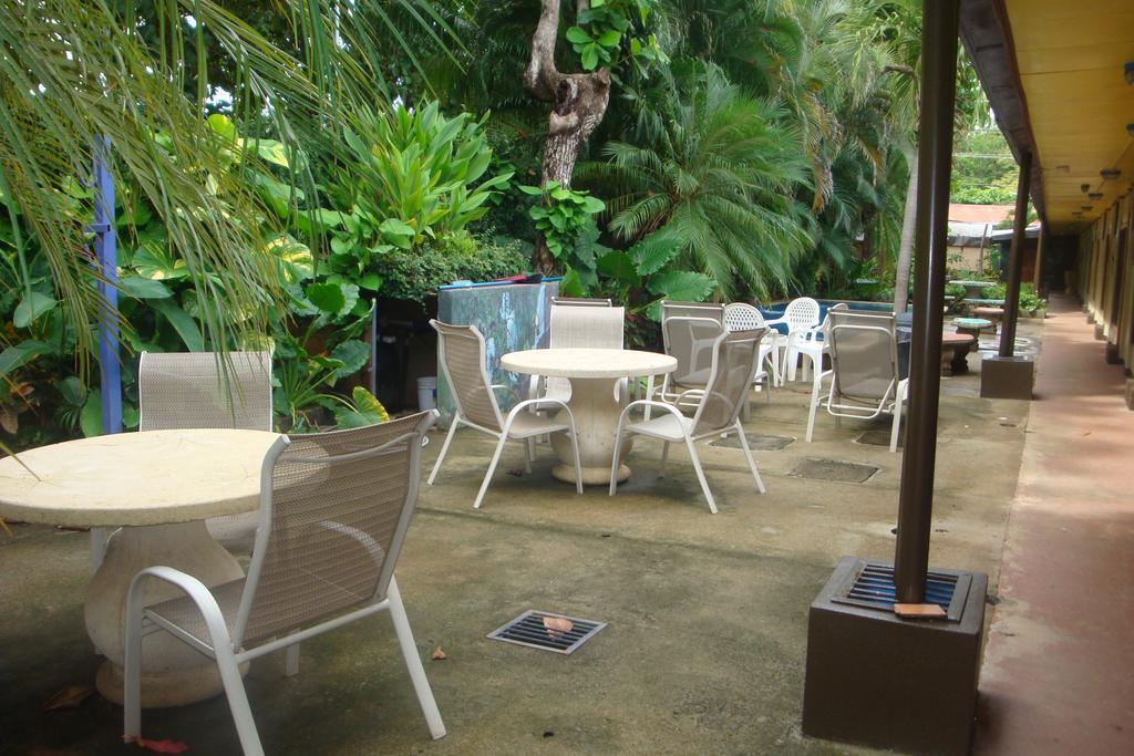 Hotel Savannah Playas del Coco Buitenkant foto