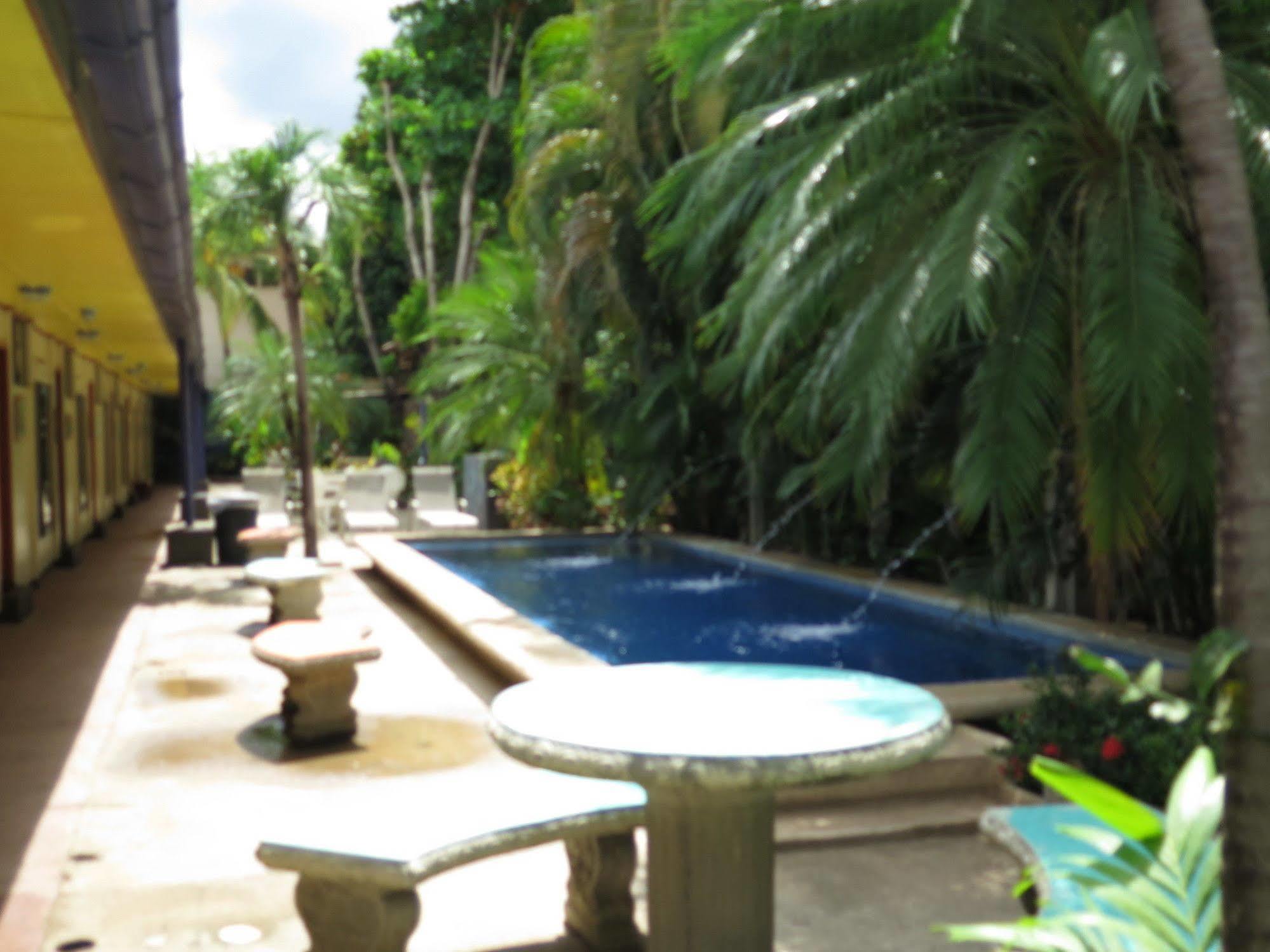 Hotel Savannah Playas del Coco Buitenkant foto