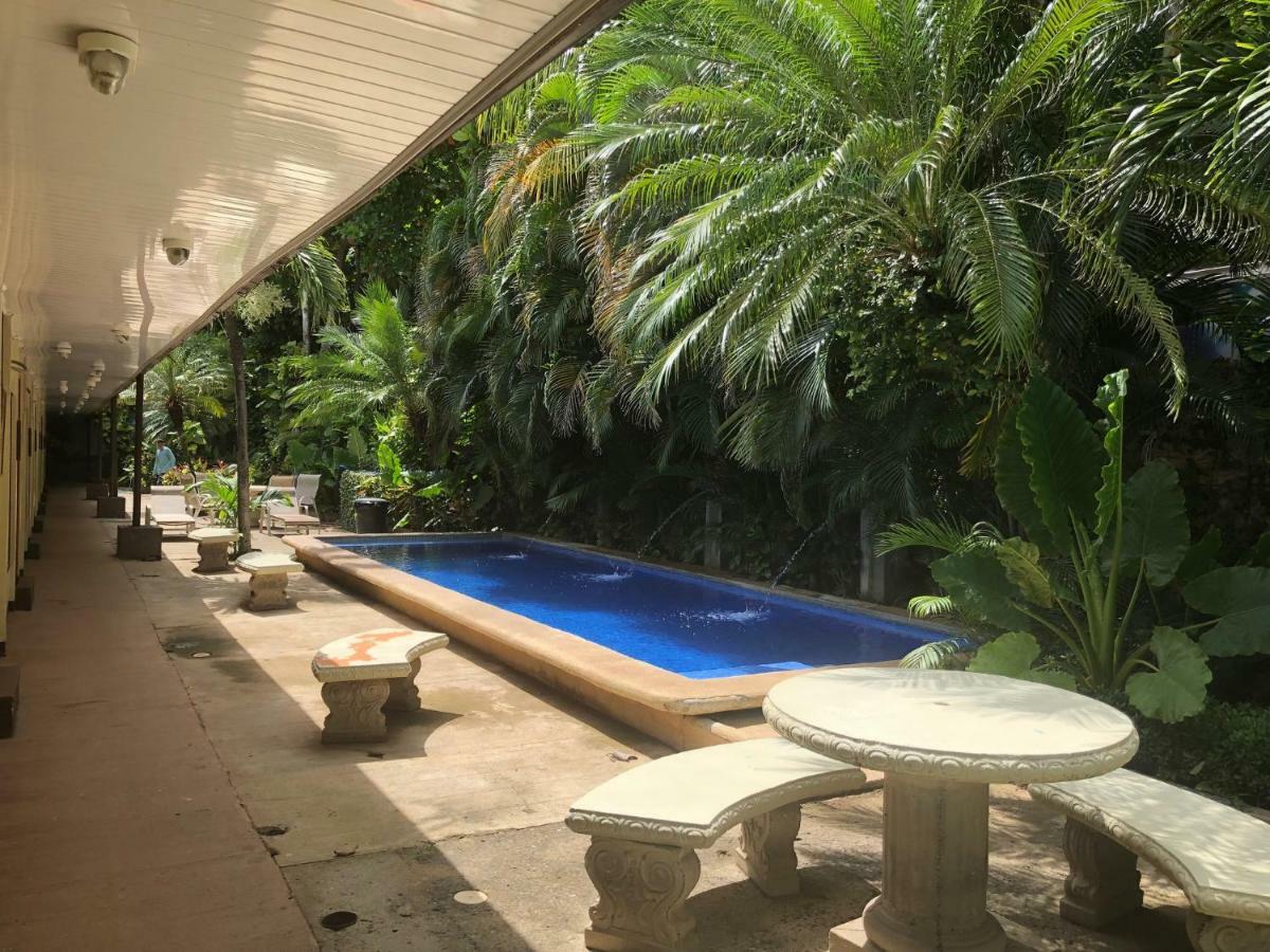 Hotel Savannah Playas del Coco Buitenkant foto